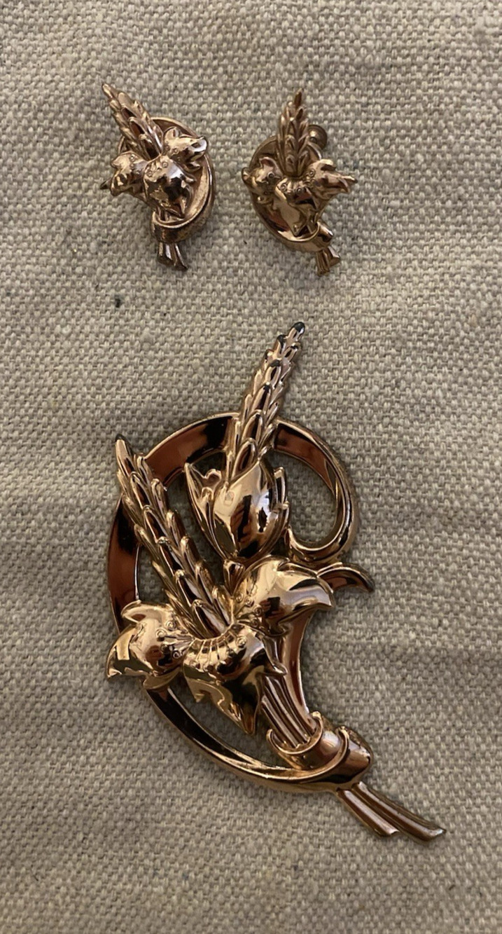 Vtg Designer Jewelry Bouquet Rose Gold FLOWER Brooch Pin ClipOn Earrings 3pc Set